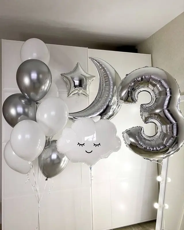 Облачко и месяц
