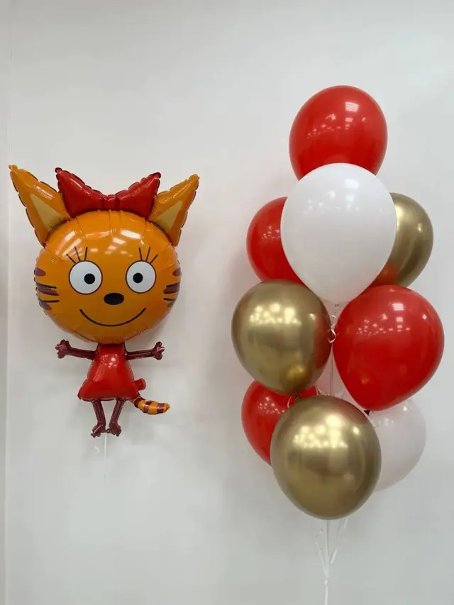 Рыжая кошечка
