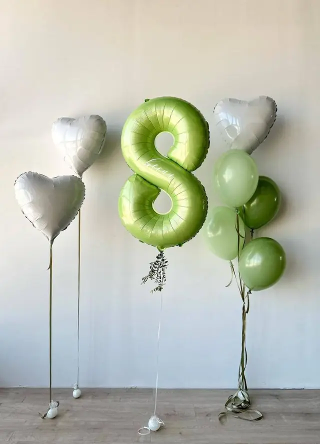 Весна: цифра 8